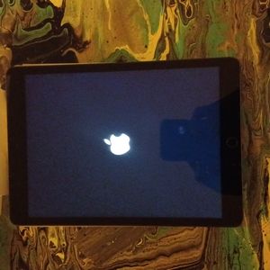 Apple IPad 9th Gen. 256gb